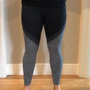 Beyond Yoga cropped yoga pants